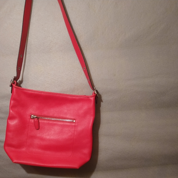 New York Coach shoulder bag, dark coral color - Picture 2 of 3